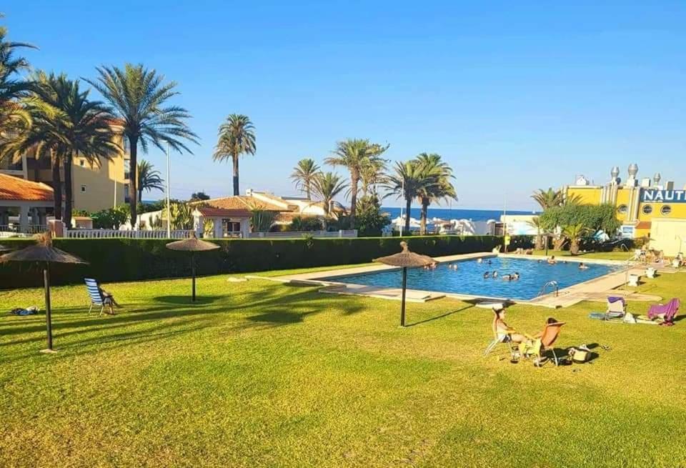 Apartament Punta Prima Torrevieja Buitenkant foto